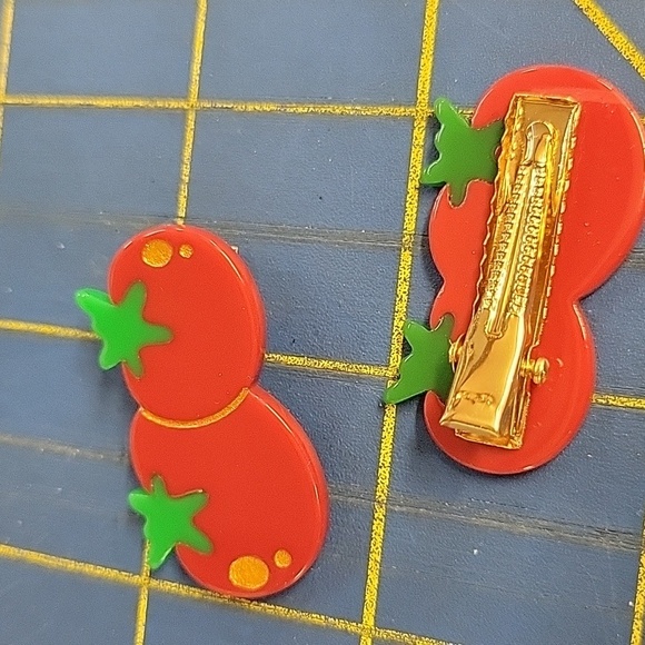 Tomato Hair Clip 1.5" x 3/4" Barrettes Set of 2 - Picture 2 of 4